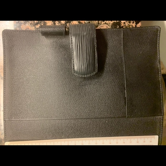 Like new Epi LV day planner